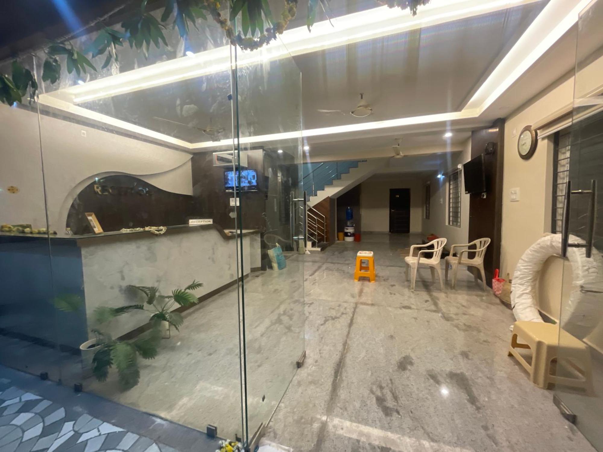 Hotel Sri Ganesh Residency Tirupati Exterior foto